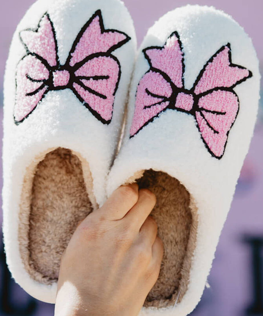 White Cute Bowknot Pattern Fuzzy Winter Home Slippers