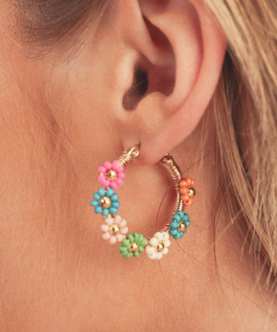 Pink Contrast Beaded Flowers Round Shape Dropping Earrings